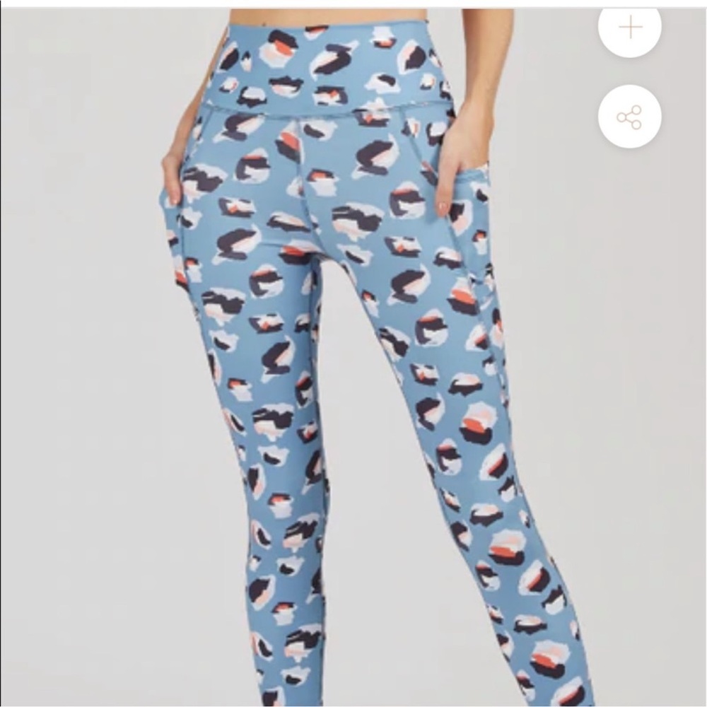 X by Gottex 'Rachel' Yoga Camo-Print Slimming Leggings Blue Multi Size M NWT
